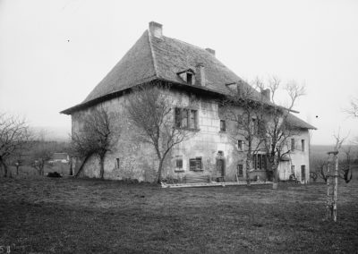 Photo ancienne de domaine de La Grange, bâtiment imposant